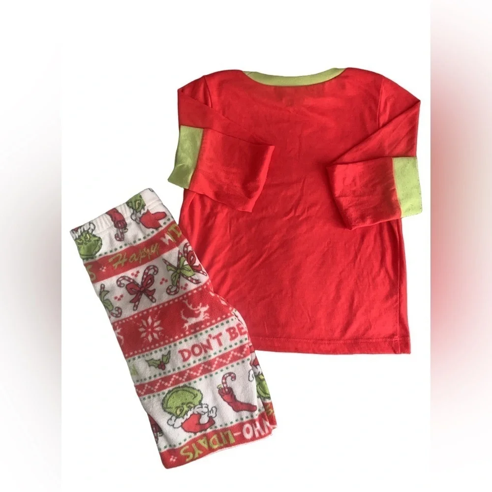 Don’t Be A Grinch Long Sleeve Festive Christmas Fleece Pajama Set
